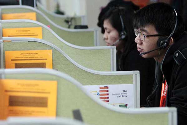 101013_bpo-workers-shortage01_balmores